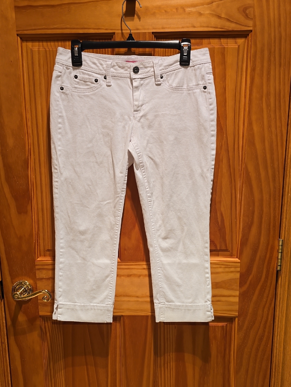 Bongo Women’s White Cropped Jeans - Classic Fit